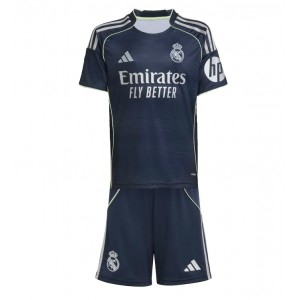 Fotbalové Dres Real Madrid Dětské Venkovní Oblečení 2025-26 Krátký Rukáv (+ trenýrky)